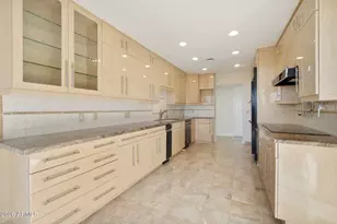 1040 E Osborn Rd, Phoenix, AZ 85014 - Photo 31