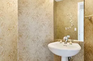 1040 E Osborn Rd, Phoenix, AZ 85014 - Photo 13