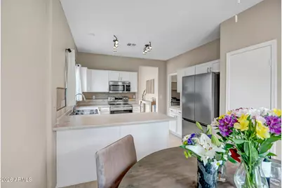 13377 W Evans Drive, Surprise, AZ 85379 - Photo 5