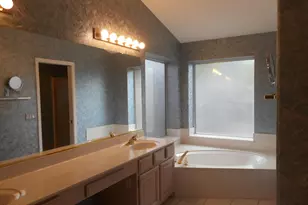 8437 W Rose Pilar Ct, Peoria, AZ 85382 - Photo 9