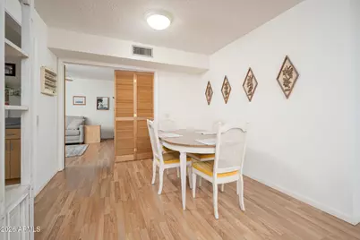 10539 W Palmeras Drive, Sun City, AZ 85373 - Photo 5