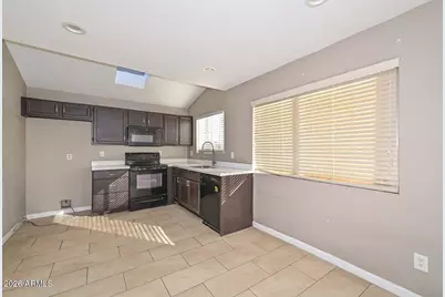 8146 W Greer Avenue, Peoria, AZ 85345 - Photo 9