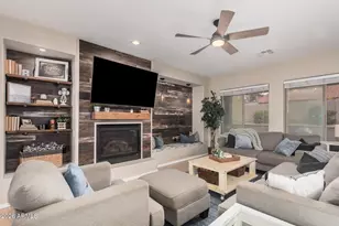 2116 W Bonanza Ln, Phoenix, AZ 85085 - Photo 7