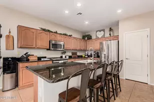2116 W Bonanza Ln, Phoenix, AZ 85085 - Photo 11