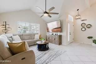 3821 E Tanglewood Dr, Phoenix, AZ 85048 - Photo 13