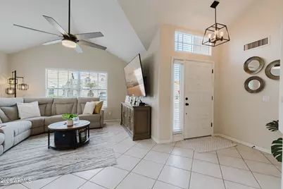 3821 E Tanglewood Drive, Phoenix, AZ 85048 - Photo 3