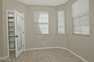 12416 W Pinnacle Vista Dr, Peoria, AZ 85383 - Photo 13