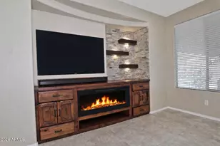 12416 W Pinnacle Vista Dr, Peoria, AZ 85383 - Photo 3