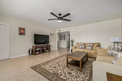 19619 N Signal Butte Circle, Sun City, AZ 85373 - Photo 5