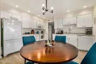 19619 N Signal Butte Cir, Sun City, AZ 85373 - Photo 9