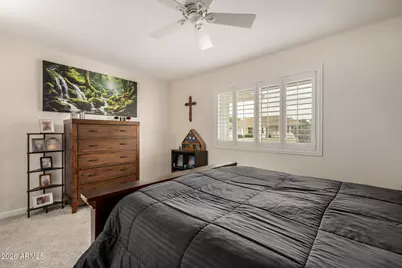 19619 N Signal Butte Circle, Sun City, AZ 85373 - Photo 15