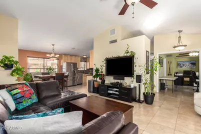 4709 E Lone Cactus Drive, Phoenix, AZ 85050 - Photo 5