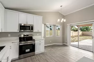 19027 N 7th Dr, Phoenix, AZ 85027 - Photo 13