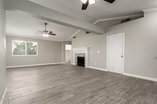 19027 N 7th Dr, Phoenix, AZ 85027 - Photo 9