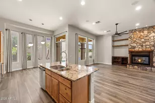 3653 E Sands Dr, Phoenix, AZ 85050 - Photo 13