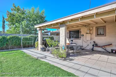 4411 N 50th Drive, Phoenix, AZ 85031 - Photo 11