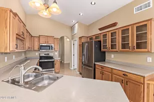 9221 E Rocky Lake Dr, Sun Lakes, AZ 85248 - Photo 13