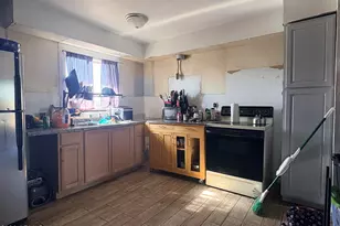 5619 W La Reata Ave, Phoenix, AZ 85035 - Photo 5