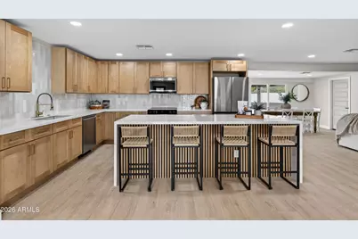 1644 W Friess Drive, Phoenix, AZ 85023 - Photo 1