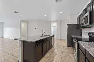 25641 W Winston Dr, Buckeye, AZ 85326 - Photo 11