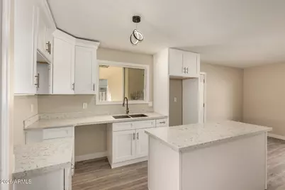 2834 E Shangri La Road, Phoenix, AZ 85028 - Photo 13