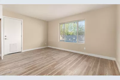 2834 E Shangri La Road, Phoenix, AZ 85028 - Photo 9