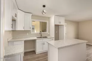 2834 E Shangri La Rd, Phoenix, AZ 85028 - Photo 15