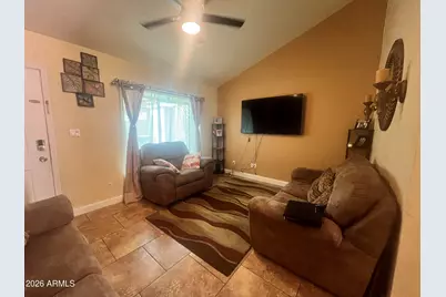 5704 N 67th Drive, Glendale, AZ 85303 - Photo 9