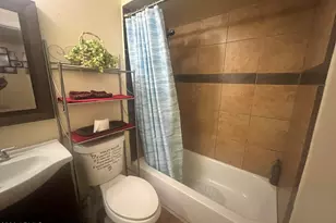 5704 N 67th Dr, Glendale, AZ 85303 - Photo 17