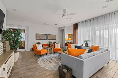 2228 W Caldwell Street, Phoenix, AZ 85041 - Photo 15