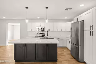 1715 S Roberts Rd, Tempe, AZ 85281 - Photo 7