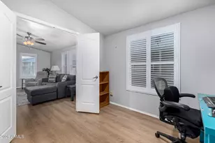 1702 E Michelle Dr, Phoenix, AZ 85022 - Photo 25