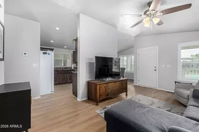 1702 E Michelle Drive, Phoenix, AZ 85022 - Photo 11