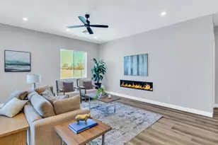 15324 W Bobwhite Way, Surprise, AZ 85387 - Photo 9