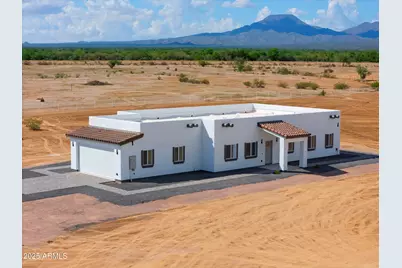 40179 W Robles Road, Maricopa, AZ 85138 - Photo 1