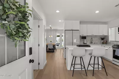 7736 E Avalon Drive, Scottsdale, AZ 85251 - Photo 1