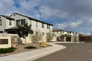 7438 N 74th Dr, Glendale, AZ 85303 - Photo 31