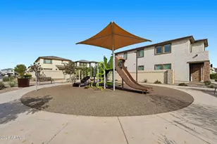 7438 N 74th Dr, Glendale, AZ 85303 - Photo 29