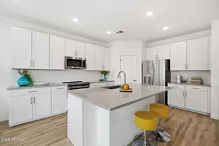 7438 N 74th Dr, Glendale, AZ 85303 - Photo 3