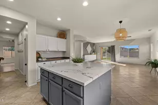 41628 N Taylor Ranch Pkwy, San Tan Valley, AZ 85140 - Photo 17