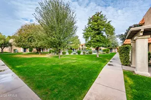 601 E Palo Verde Dr, Phoenix, AZ 85012 - Photo 43