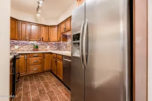 601 E Palo Verde Dr, Phoenix, AZ 85012 - Photo 19