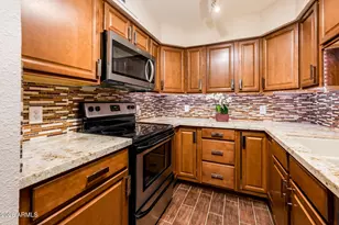 601 E Palo Verde Dr, Phoenix, AZ 85012 - Photo 19