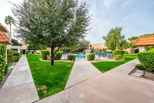 601 E Palo Verde Dr, Phoenix, AZ 85012 - Photo 13