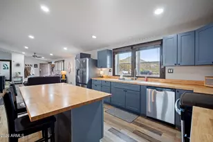 39510 N 12th St, Phoenix, AZ 85086 - Photo 9