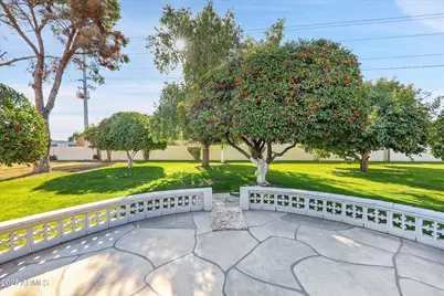 10825 W Caron Drive, Sun City, AZ 85351 - Photo 29