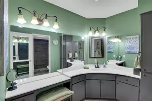 10825 W Caron Dr, Sun City, AZ 85351 - Photo 19