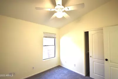 10230 W Country Club Trail, Peoria, AZ 85383 - Photo 25