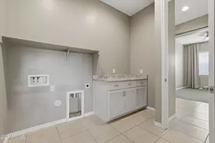 210 E Bergamot Ln, Queen Creek, AZ 85140 - Photo 29