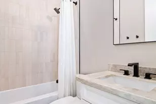 3810 E Clarendon Ave, Phoenix, AZ 85018 - Photo 29